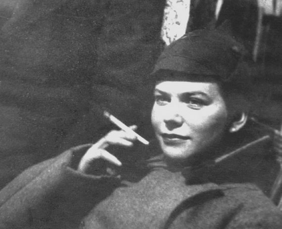 Ирина Эренбург. Фото Ильи Эренбурга. Москва. 1932 