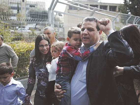 Лидер партии «Объединенный арабский список» Айман Одех. Хайфа. 17 марта 2015