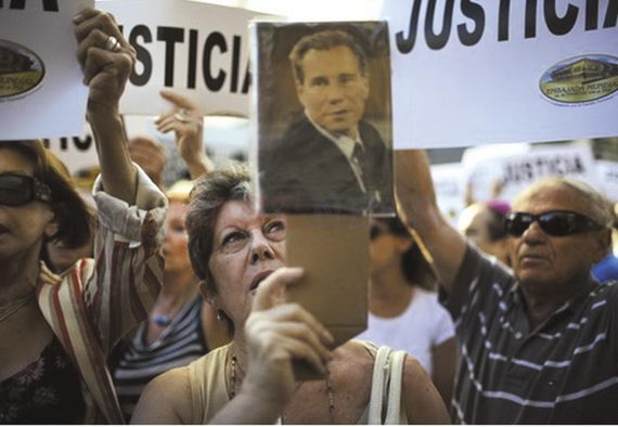 Протестная демонстрация после гибели Альберто Нисмана. Буэнос‑Айрес. 21 января 2015
