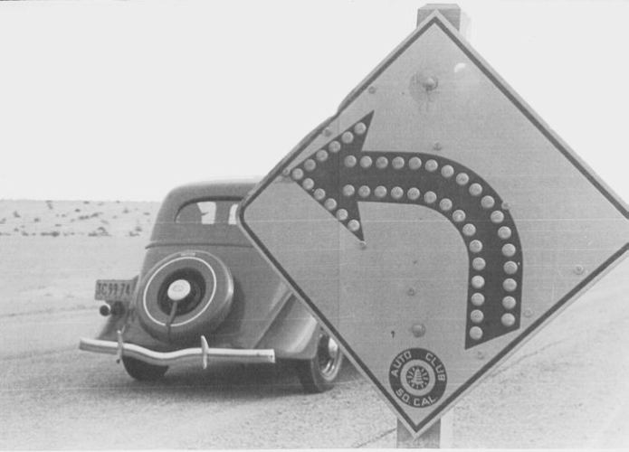 «Форд», на котором Илья Ильф и Евгений Петров путешествовали по Америке. Фотография И. Ильфа. 1935