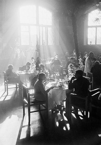 Аркадий Шайхет. Рабочее кафе. Лучи (Ресторан Казанского вокзала). 1937