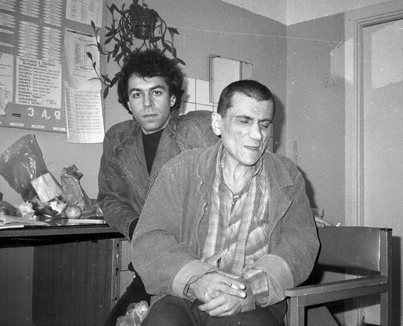Александр Кроник и Владимир Яковлев в психоинтернате № 30. 1987