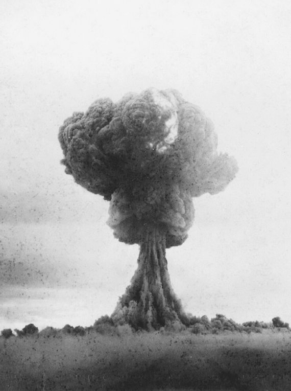 Взрыв первой отечественной атомной бомбы РДС‑1 на Семипалатинском полигоне. 29 августа 1949. Музей ядерного оружия РФЯЦ‑ВНИИЭФ